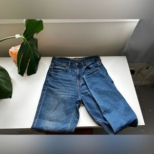 American Eagle mom jeans